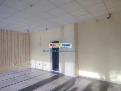 Vanzare spatiu comercial Central Targoviste - foto 5