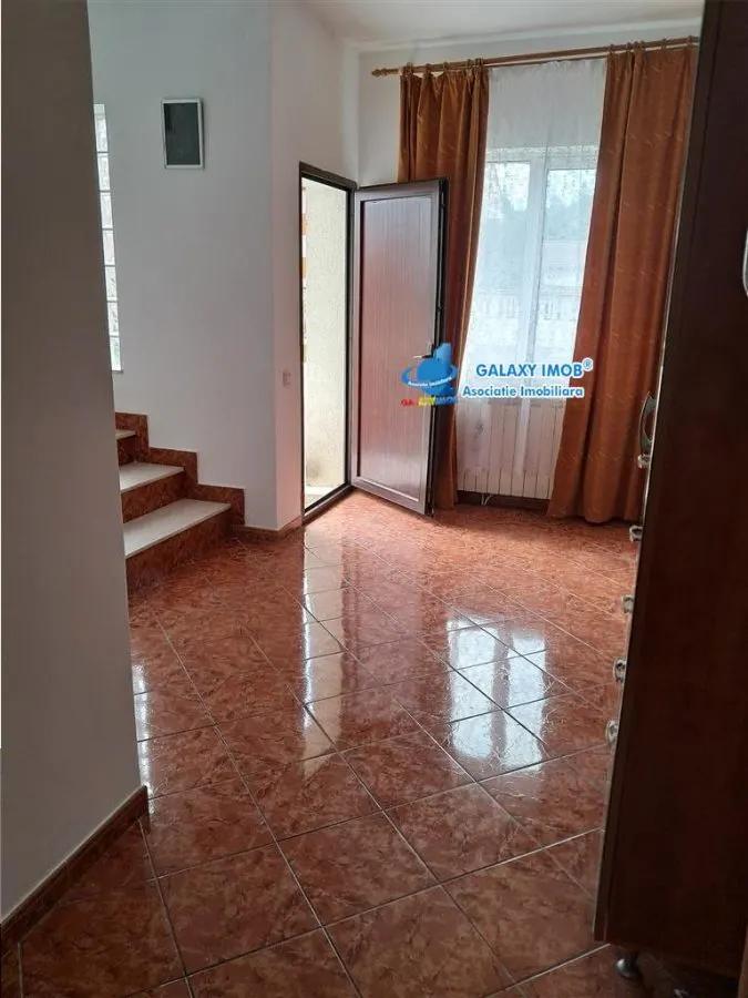 de vanzare vila D+P+E +pod in Trivale - foto 12