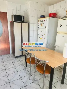 APARTAMENT 3 CAMERE DRUMUL SARII STRADAL - foto 3
