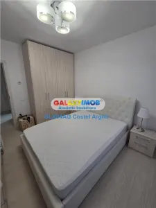 Inchiriem penthouse in zona centrala - foto 18