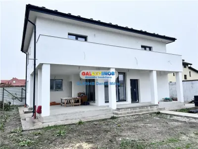 Casa 5 cam/4bai/terasa/227mp-Panouri 10kw-Pompa caldura10kwTeren 525mp - Bragadiru
