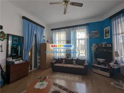 Armeneasca etaj vila 5 camere ,suprafata 200 mp, loc parcare - foto 4