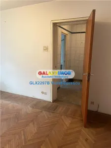 Apartament cu 3 camere, 70 de mp, Restaurant Alba, Titan - foto 5