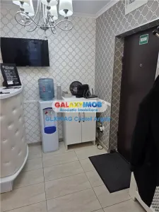 Vindem apartament/spatiu salon infrumusetare in zona Nord - foto 7