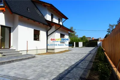 PENTRU PRETENTIOSI vanzare vila  ultramoderna LA CHEIE - foto 4