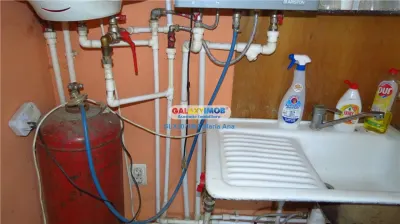 Curtesti, Botosani , Teren generos cu casa si anexa! - foto 14