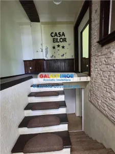 Vinden casa/pensiune in zona centrala Teilor D+P , 240 mp - foto 9