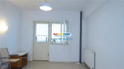 Garsoniera etaj 3, Calea Nationala! - foto 10