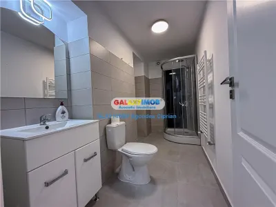 Apartament Cu 3 Camere De Vanzare Str. Castelului 98 mp - foto 4