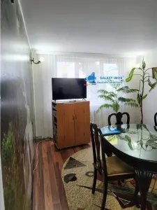Apartament 4 camere decomandat Antiaeriana - Bucuresti