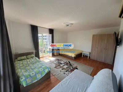 unirii | garsoniera decomandata cu balcon+cada | sf. vineri - foto 2