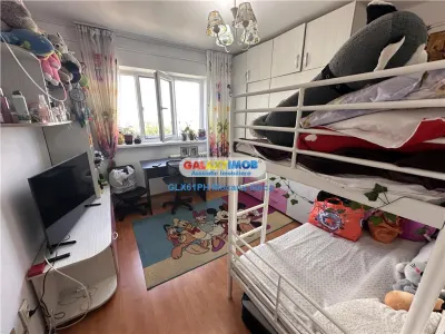 Vanzare apartament 3 camere, in Ploiesti, zona Malu Rosu - foto 3