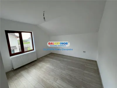 Vanzare casa 4 camere in Strejnicu - foto 5