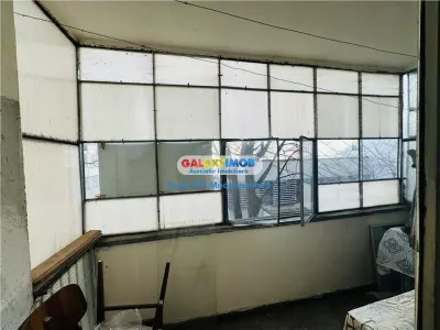 Vanzare apartament 3 camere, in Ploiesti, zona Democratiei - foto 5