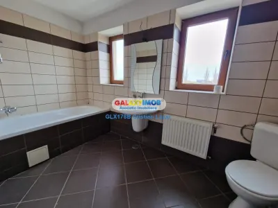 Vila cu priveliste unicata - foto 11