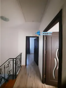 Inchiriere Vila Ghencea mobilata - 2 km Metrou Raul Doamnei - Bucuresti