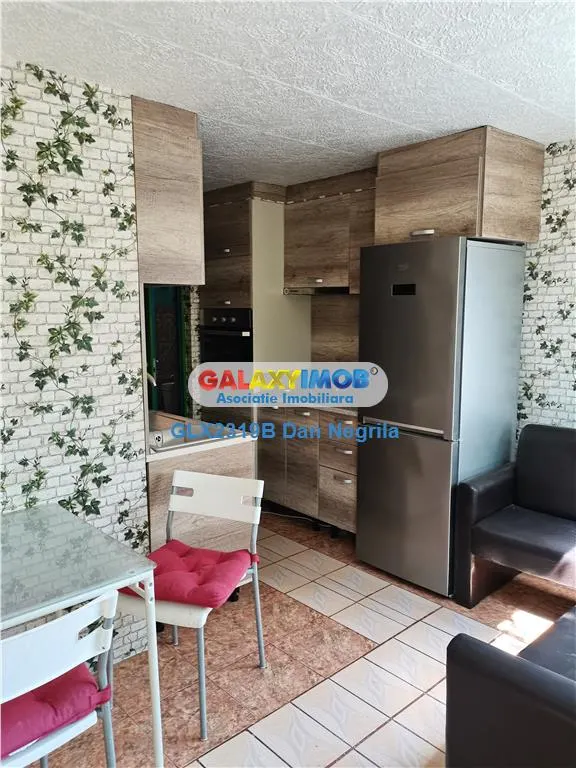Pantelimon zona Penny casa 5 camere, curte 200mp - foto 4