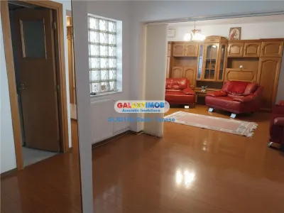 De inch apartament  ultracentral  3 cam toate dotarile - Pitesti