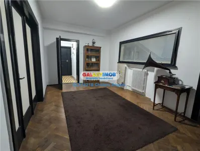 Universitate-Armeneasca, Ap. 4 camere, SU 114 mp, fara risc seismic - Bucuresti