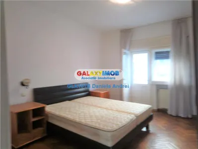 INCHIRIERE APARTAMENT 3 CAMERE  100 mp UNIVERSITATE 700 euro - foto 9