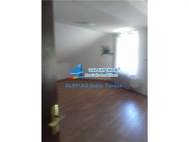 De inchiriat vila de lux cu 8 camere / diverse activitati/3 nivele - foto 6
