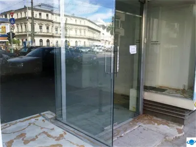 Vanzare spatiu comercial 135mp central ultracentral Bdul Magheru - Bucuresti