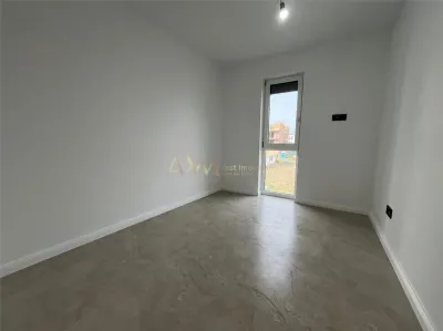 Vanzare apartament 3 camere - foto 7