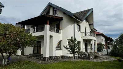 Casa Spatioasa 5 Camere, 325mp utili si Foisor, Teren 534mp - Bistrita