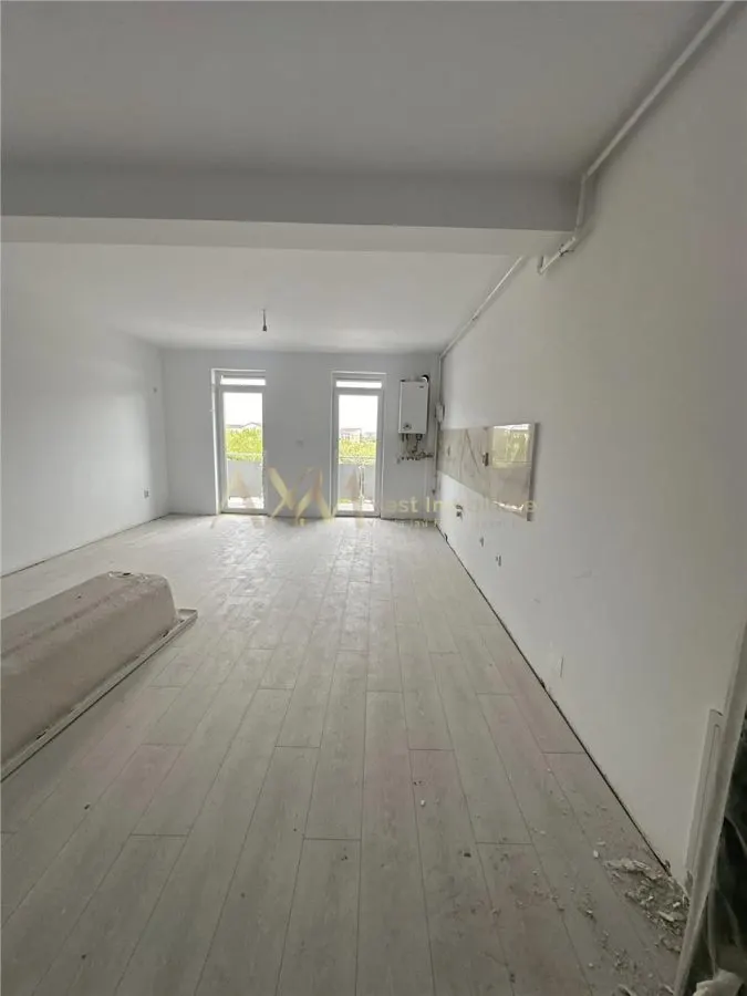 Vanzare apartament 2 camere - foto 18