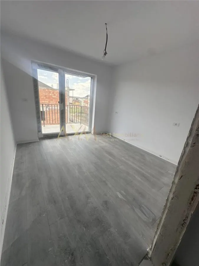 Vanzare apartament 2 camere - foto 11
