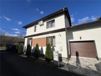 Casa si garaj cu 4 camere - foto 2