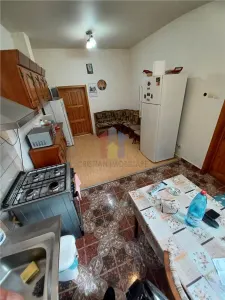 Vila P+2 Centru Vechi 286mpconstruiti din caramida cu 350mp teren - foto 18