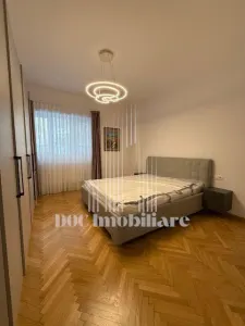Inchiriere 3 Camere in Vila UniversitateI Centrala - Bucuresti