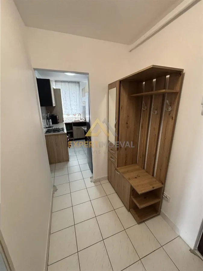 Apartament 2 camere, zona Garii, etaj 6 cu lift - foto 1