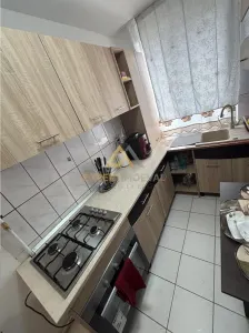 Apartament 2 camere, zona Garii, etaj 6 cu lift - foto 2