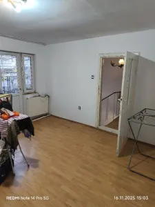 Super! Casa la PRET DE APARTAMENT zona Lic.Balcescu 3 cam, caramida teren=100 mp - Braila