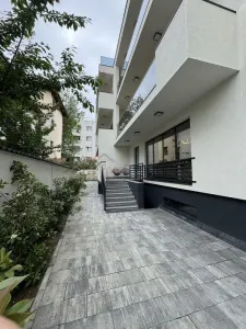 Spatiu comercial de inchiriat zona Tei - foto 6