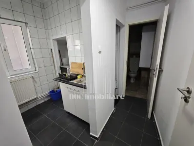 Inchiriere Apartament 3 Camere Piata Alba Iulia - foto 7