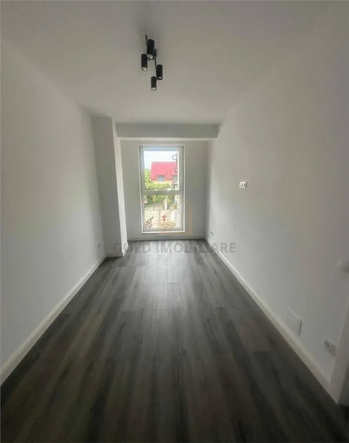 Vanzare apartament 2 camere bloc nou - foto 2