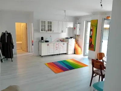 Apartament de vanzare, 3 camere, parter inalt, parcare inclusa. Zona Somesului, Floresti - foto 3