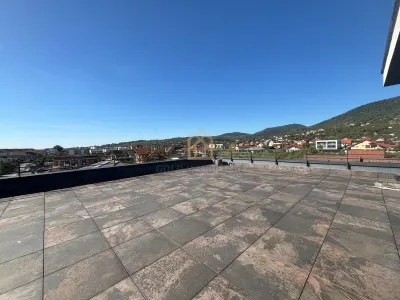 De închiriat Penthouse modern - Baia Mare