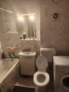 Apartament 2 camere Trapezului , decomandat. - foto 3