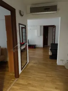 Apartament 3 camere decomandat - foto 11