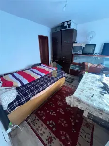 Casa Buzaului - Bis. Sf. Treime , 164mp construiti  teren 353 mp, cu 13m deschidere - foto 8