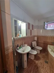 Casă de vânzare Iași-Capăt Cug-Valea Adâncă, la doar câteva minute de oraș - Ocazie - foto 19