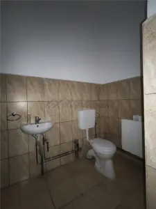 Spatiu comercial,central Marghita,Bihor - foto 7