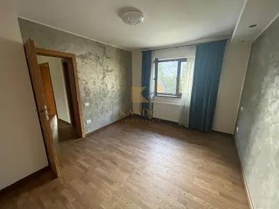 Acolo unde muntele devine acasa – view spectaculos garantat - foto 10
