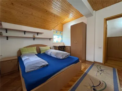 Refugiu de vis in Busteni – casa cocheta cu teren generos si priveliste spectaculoasa - foto 19