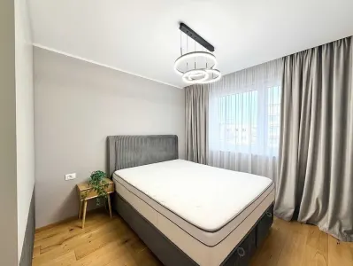 Apartament 3 camere - URBAN PLAZA lux,mobilat-utilat, 250000 Euro - Brasov