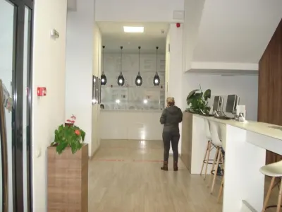 Piata Unirii - Dealul Mitropoliei spatiu pretabil showroom, reprezentata, birouri - Bucuresti
